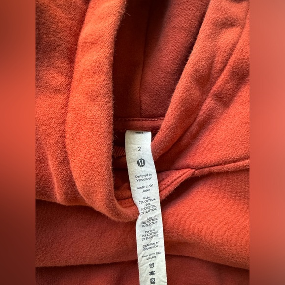 Lululemon cropped hoodie - Picture 4 of 4